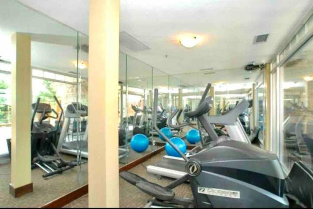Falcon Crest Lodge 1 Bedroom Condo With Gym & Hot-Tubs & Mountain View Canmore Exterior photo