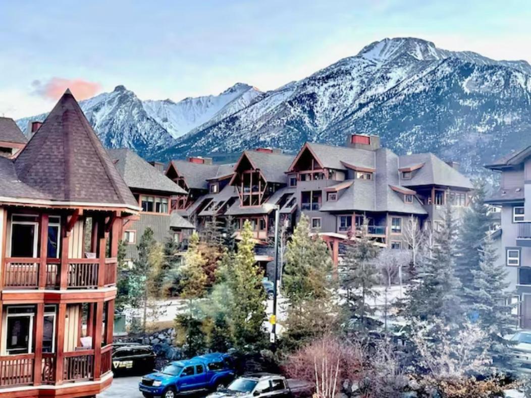 Falcon Crest Lodge 1 Bedroom Condo With Gym & Hot-Tubs & Mountain View Canmore Exterior photo